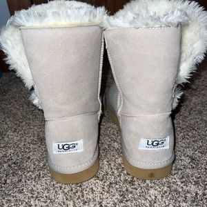 Brand new Ugg boots size 9